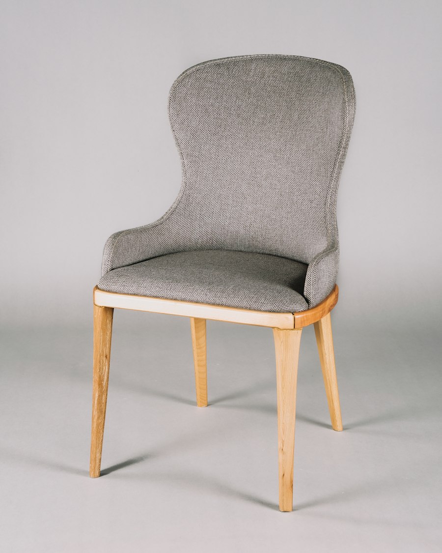 Linen Wingback Dining Chair